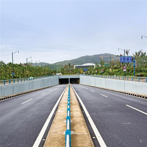 下沉式道路